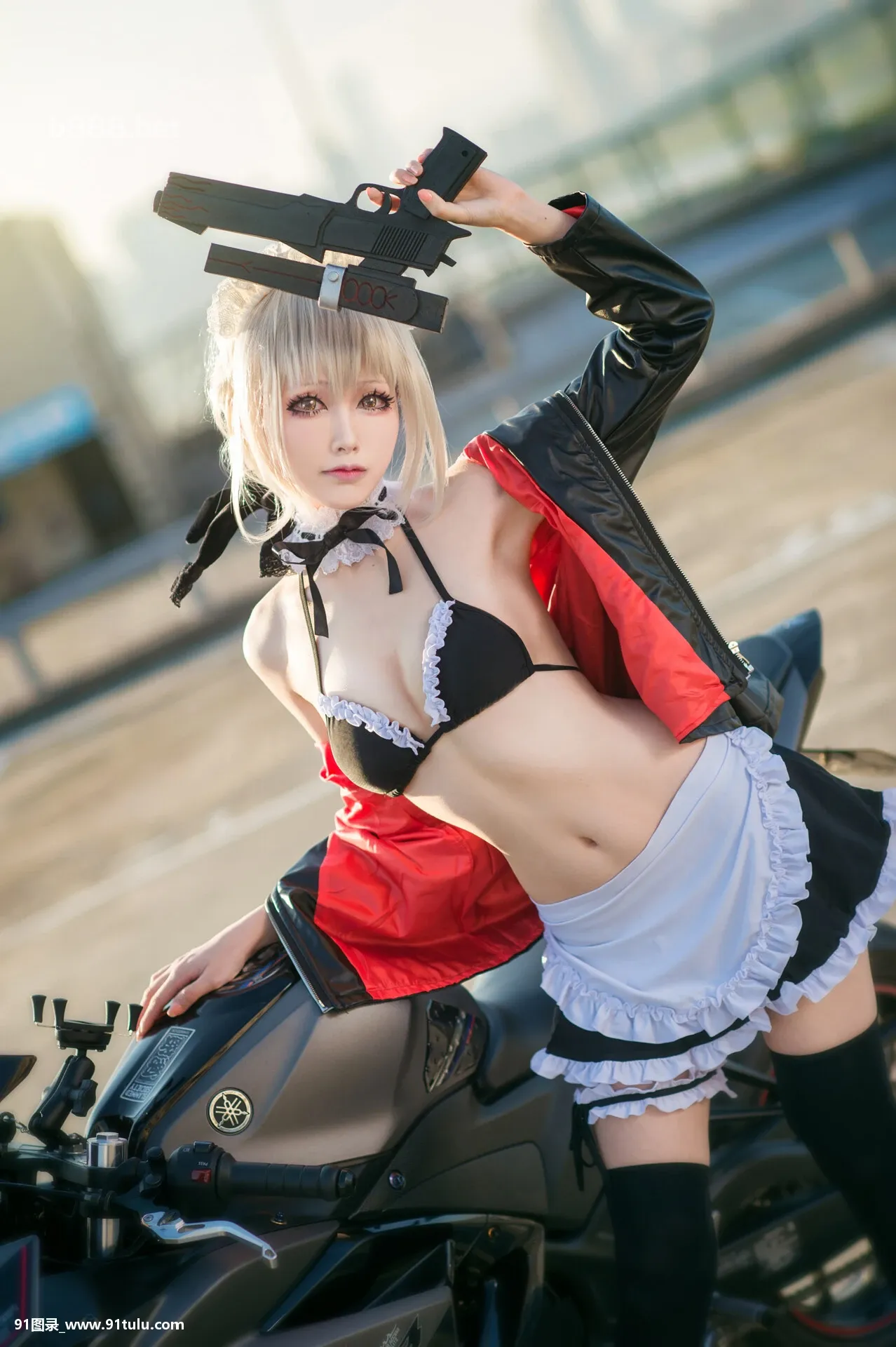 Cosplay Mon梦 Arturia Pendragon [36P][露出 全裸 コンビニ 服 宅配]